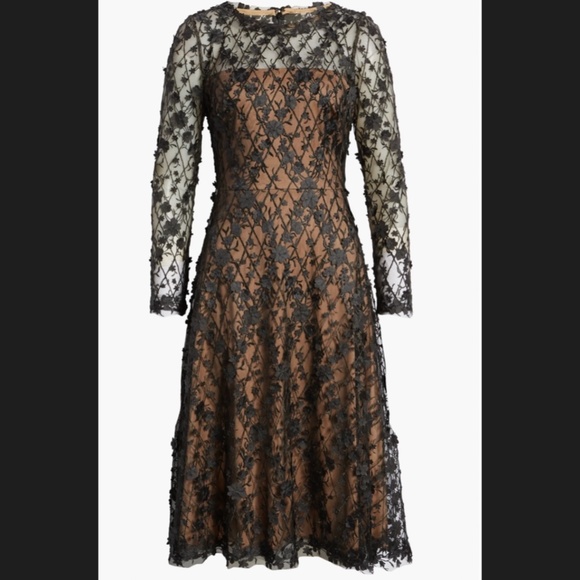 NWOT Tadashi Shoji Long Sleeve Lace Cocktail Dress in Black/Nude - Picture 7 of 9